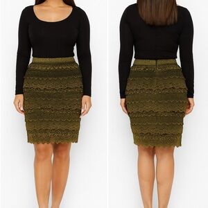 The Pyramid Collection Olive Lace Skirt 
Size 1X